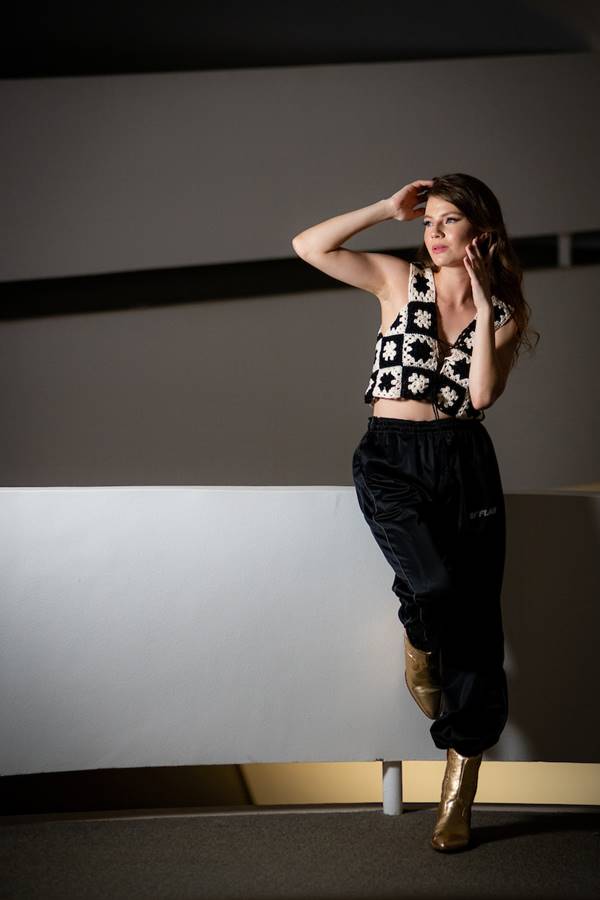Modelo em editorial