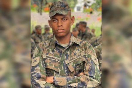 Jovem soldado da FAB