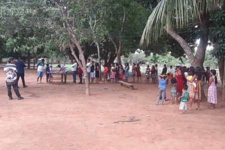 Indígenas denuncia falta de transporte para os locais de votação em MT