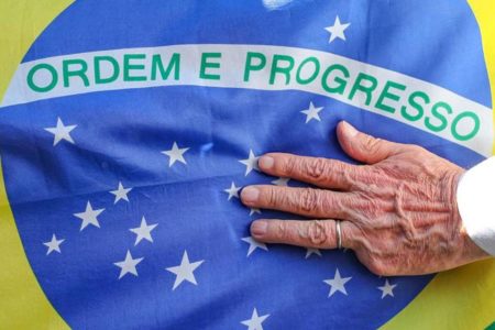 Lula publica sua primeira foto após vencer a eleição deste ano