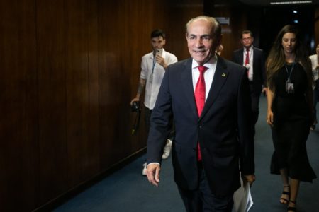 Imagem colorida mostra Marcelo Castro, relator-geral do Orçamento - Metrópoles