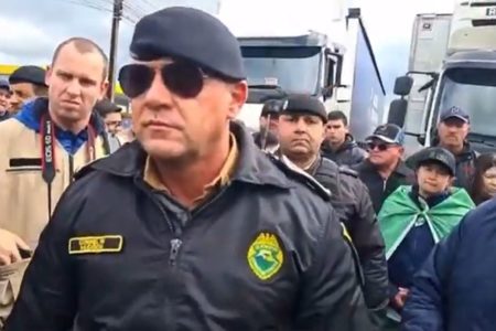 Comandante da PMPR que admite prevaricação durante abordagem a manifestantes - Metrópolles