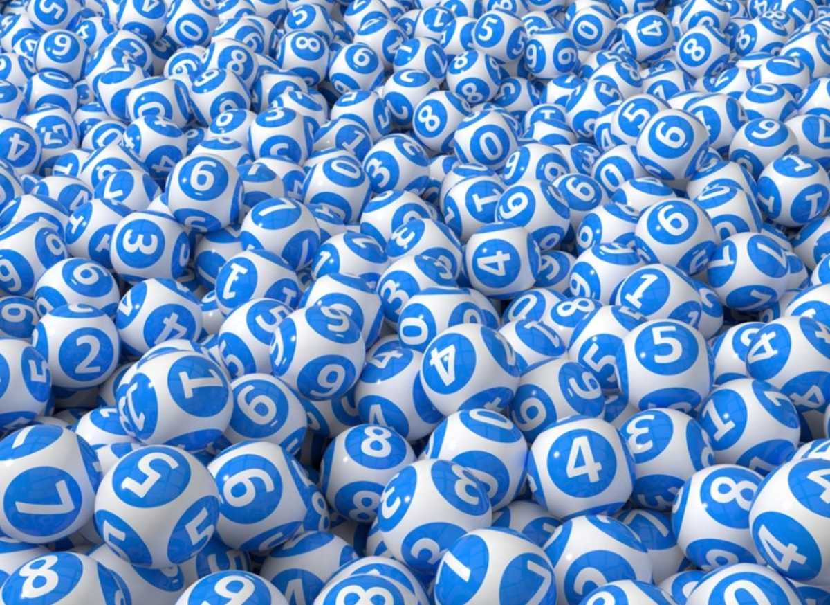 Bolas com números de loteria