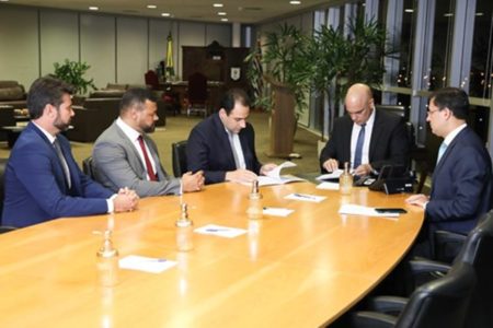 presidente da OAB nacional se reúne com presidente do TSEministro Alexandre de Moraes
