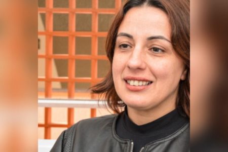 Imagem colorida mostra Camila Nunes Dias, da USP, especialista em PCC - Metrópoles