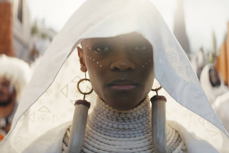 Letitia Wright vive Shuri em Pantera Negra: Wakanda Para Sempre