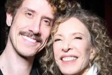 Theodoro Cochrane ao lado da mãe, Marília Gabriela - Metrópoles