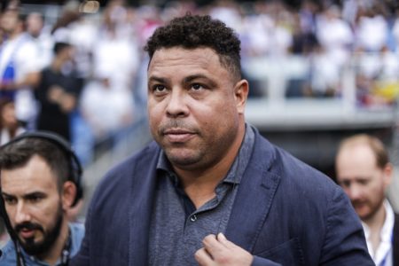 Ronaldo Fenômeno testou negativo para Covid e está liberado para acompanhar o jogo entre Brasil e Suíça - Metrópoles