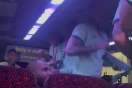 Com muita festa e pagode, Brasil chega ao palco do jogo contra Croácia - Metrópoles