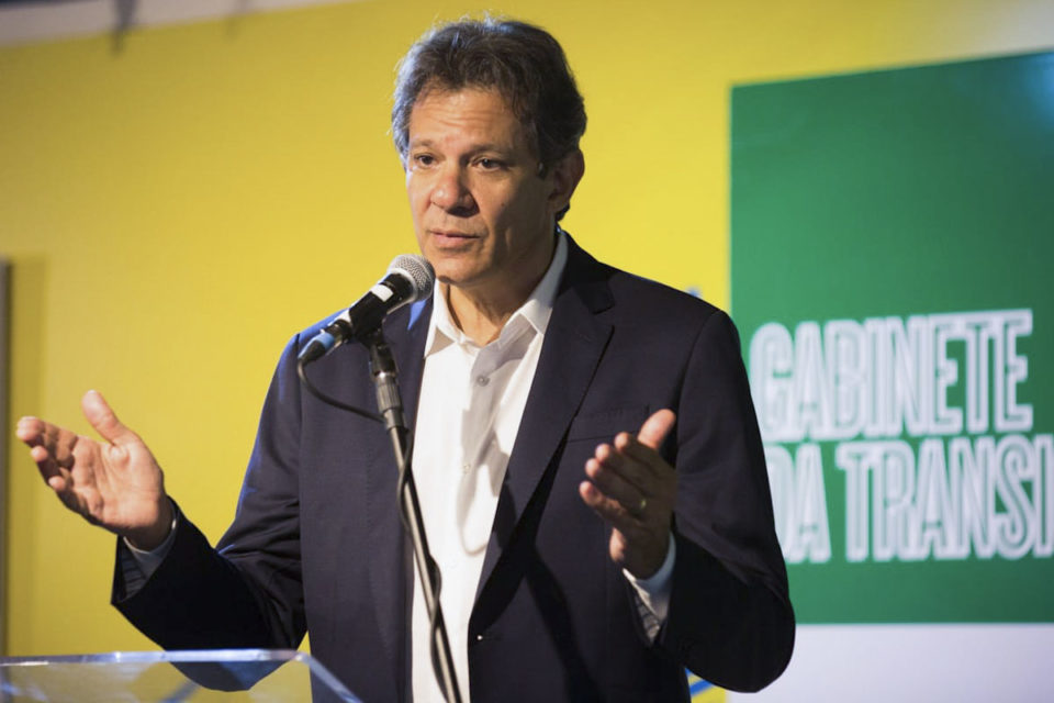 Futuro Ministro do governo Lula Fernando Haddad durante anuncio dos novos nomes da pasta da Fazenda - Metrópoles