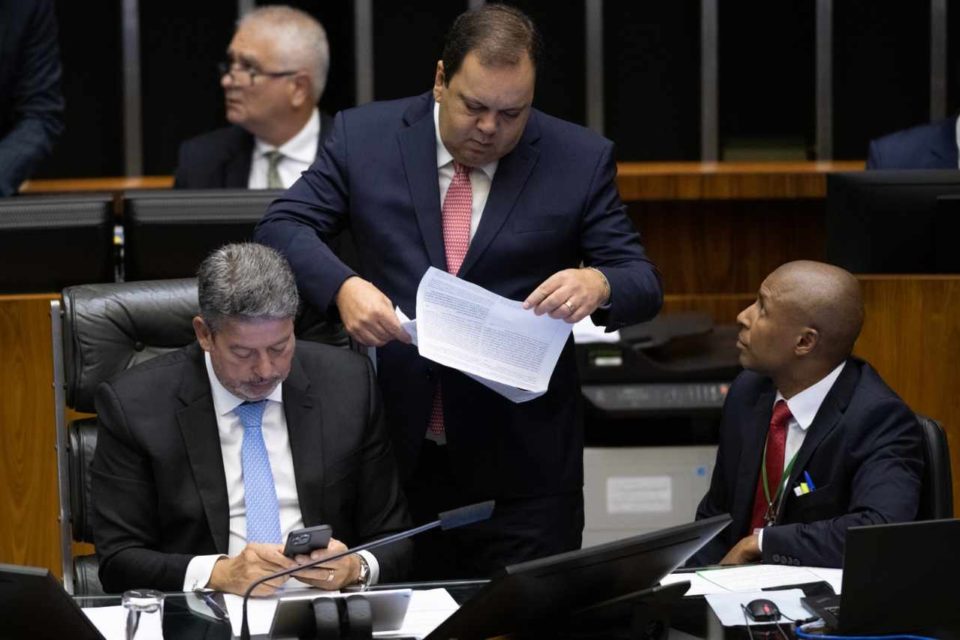 Arthur Lira no plenário da Câmara dos Deputados - Metrópoles