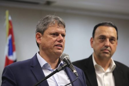 O governador eleito Tarcísio de Freitas (Republicanos), reúne a imprensa nesta quarta-feira (21), para anunciar os nomes de novos secretários 7O governador eleito Tarcísio de Freitas (Republicanos), reúne a imprensa nesta quarta-feira (21), para anunciar os nomes de novos secretários - Metrópoles