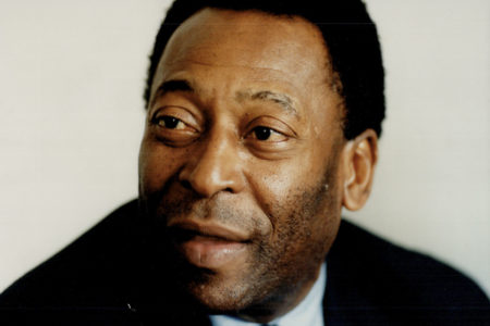 Retrato em close do rei Pelé - Metrópoles