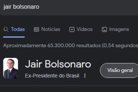 Imagem colorida mostra reprodução de página de busca do Google identifica Bolsonaro como ex-presidente - Metrópoles