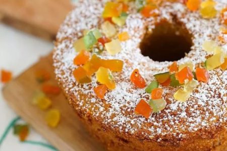 Bolo de frutas cristalizadas