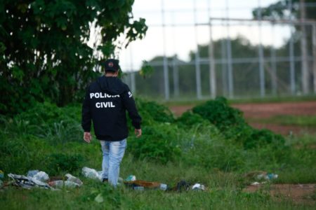 Corpo de Bombeiros e Polícia Civil fazem buscas por corpos ligados ao caso da cabeleireira assassinada em lixão próximo à DF-130, ao lado do Vale do Amanhecer