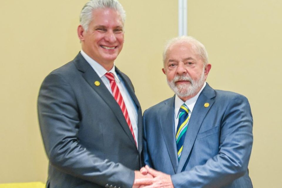 Lula teve uma reunião bilateral com presidente de Cuba, Miguel Díaz-Canel em Buenos Aires