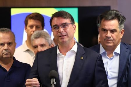 Senador Flávio Bolsonaro