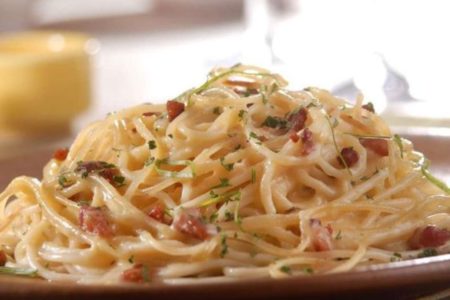 espaguete a carbonara