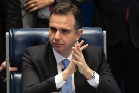 Presidente do senado Rodrigo Pacheco durante Sessão de posse dos senadores eleitos eleição 2022 - Metrópoles