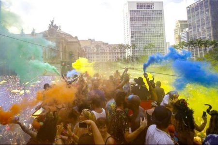 O bloco desfila há nove anos saindo da esquina das avenidas Ipiranga com São João