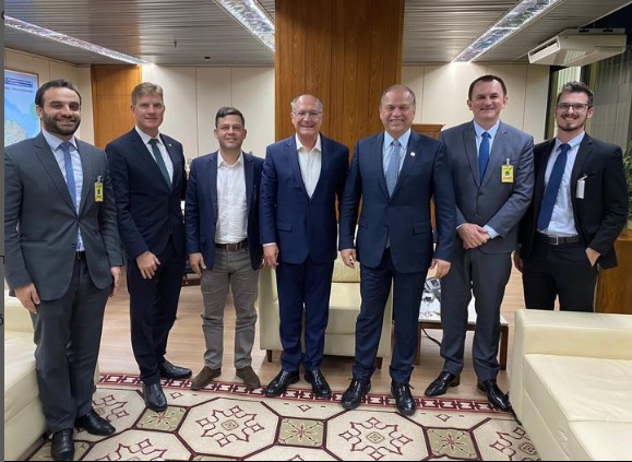 Alckmin e Ricardo Barros