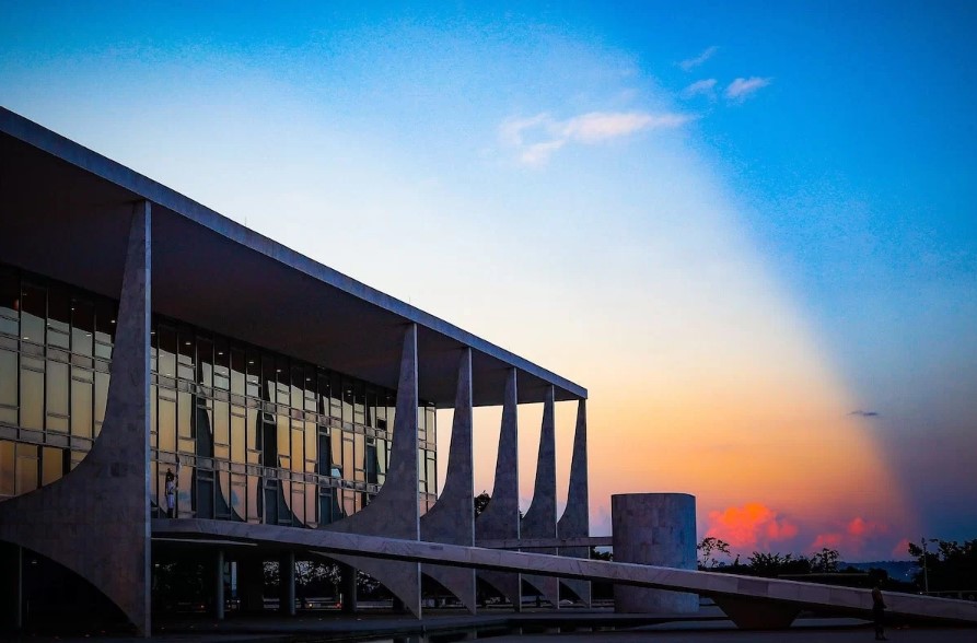 Fachada do Palácio do Planalto ao alvorecer - Metrópoles