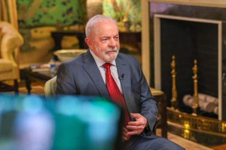 Lula dá entrevista à CNN-EUA