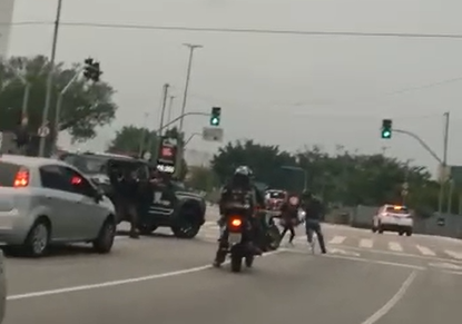 Rota atira contra assaltantes na zona sul de SP