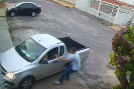 Imagem colorida de assalto a carro no Guará II