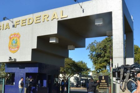 Imagem mostra sede da Polícia Federal em brasília - Metrópoles