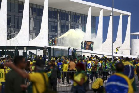 Invasão Planalto