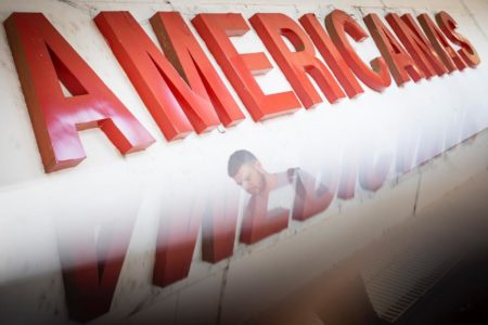 Fachada da loja Americanas em brasília após empresa ter um rombo e dívida de R$ 43 bilhões4