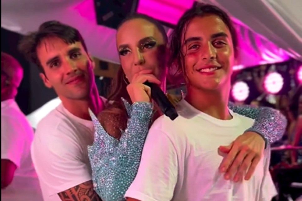 Ivete Sangalo no trio com Daniel Cady e Marcelo Sangalo - Metrópoles