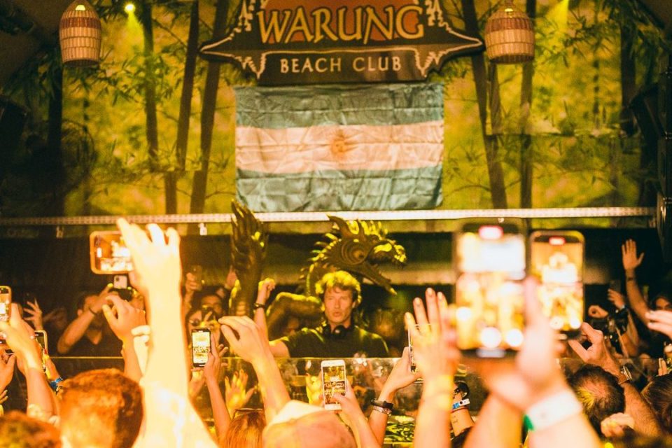 Warung Beach Club