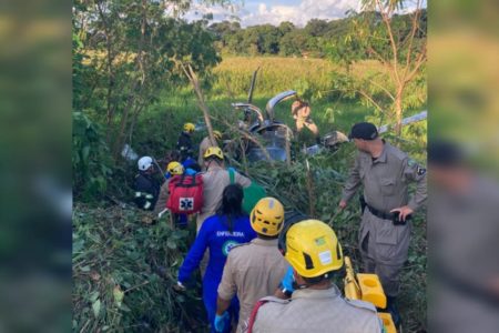 Acidente com avião de pequeno porte em Goiânia