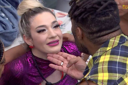 Marília é consolada por Fred Nicácio no BBB23 - Metrópoles