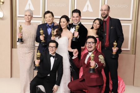 Tudo em Todo Lugar ao Mesmo Tempo foi o grande vencedor do Oscar 2023- Metrópoles