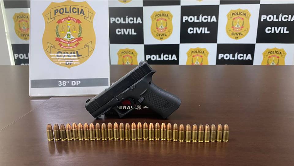 pistola apreendida