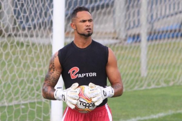 Foto colorida de goleiro Bruno - Metrópoles