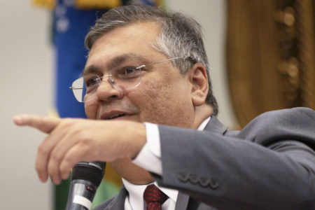 STJ O ministro da Justiça e Segurança Pública, Flávio Dino, fala à CCJ (Comissão de Constituição e Justiça) da Câmara dos Deputados 7