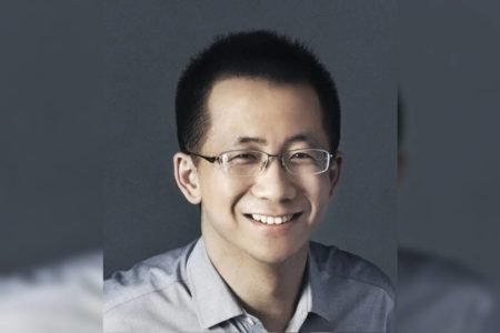 Foto colorida de Zhang Yiming cofundador da empresa dona do TikTok - Metrópoles