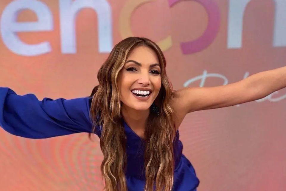 Patrícia Poeta sorridente