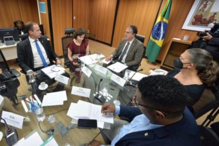 reuniao gt violencia nas escolas - Metrópoles