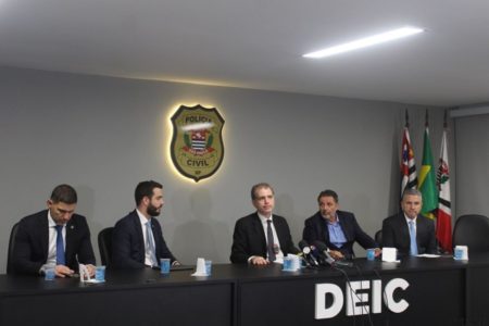 Polícia faz operação contra desmanche ilegal em SP