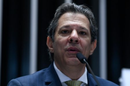 imagem colorida ministro fernando haddad