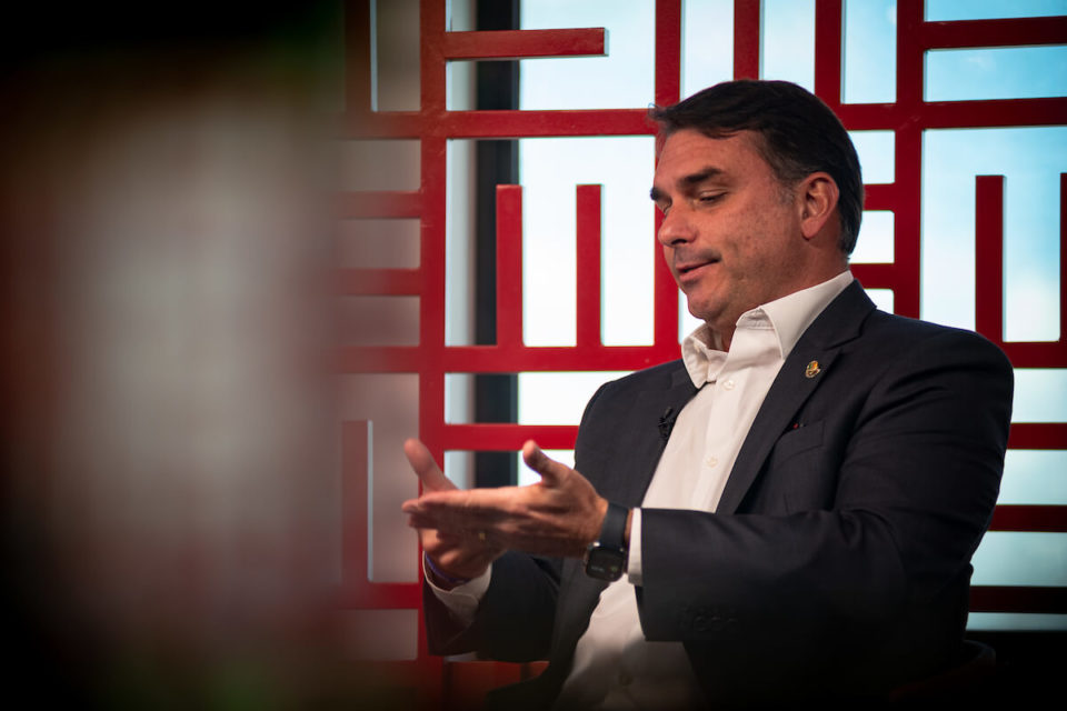 Flávio Bolsonaro - Metrópoles