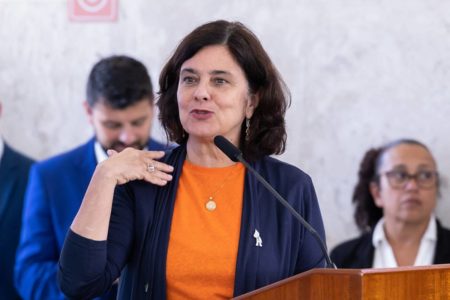 ministra da saúde nísia trindade aliados SUS