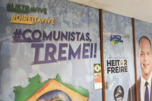 Fachada de gabinete de Heitor Freire