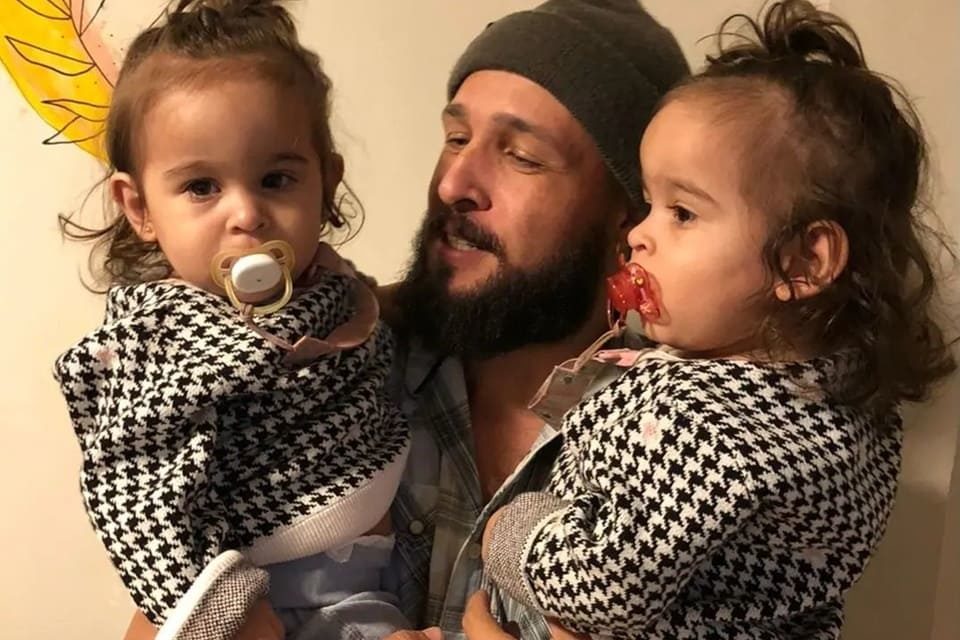 Xico Santos, ex de Bruna Surfistinha, e as filhas